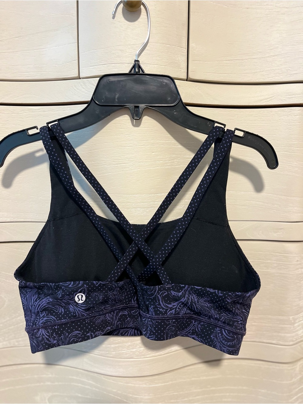 Lululemon Energy Bra Size 8 - Picture 3 of 4